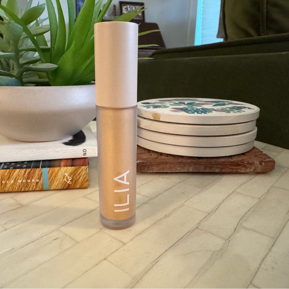 ILIA Liquid Powder Eye Tint in Sold Out Gold “Gleam”
